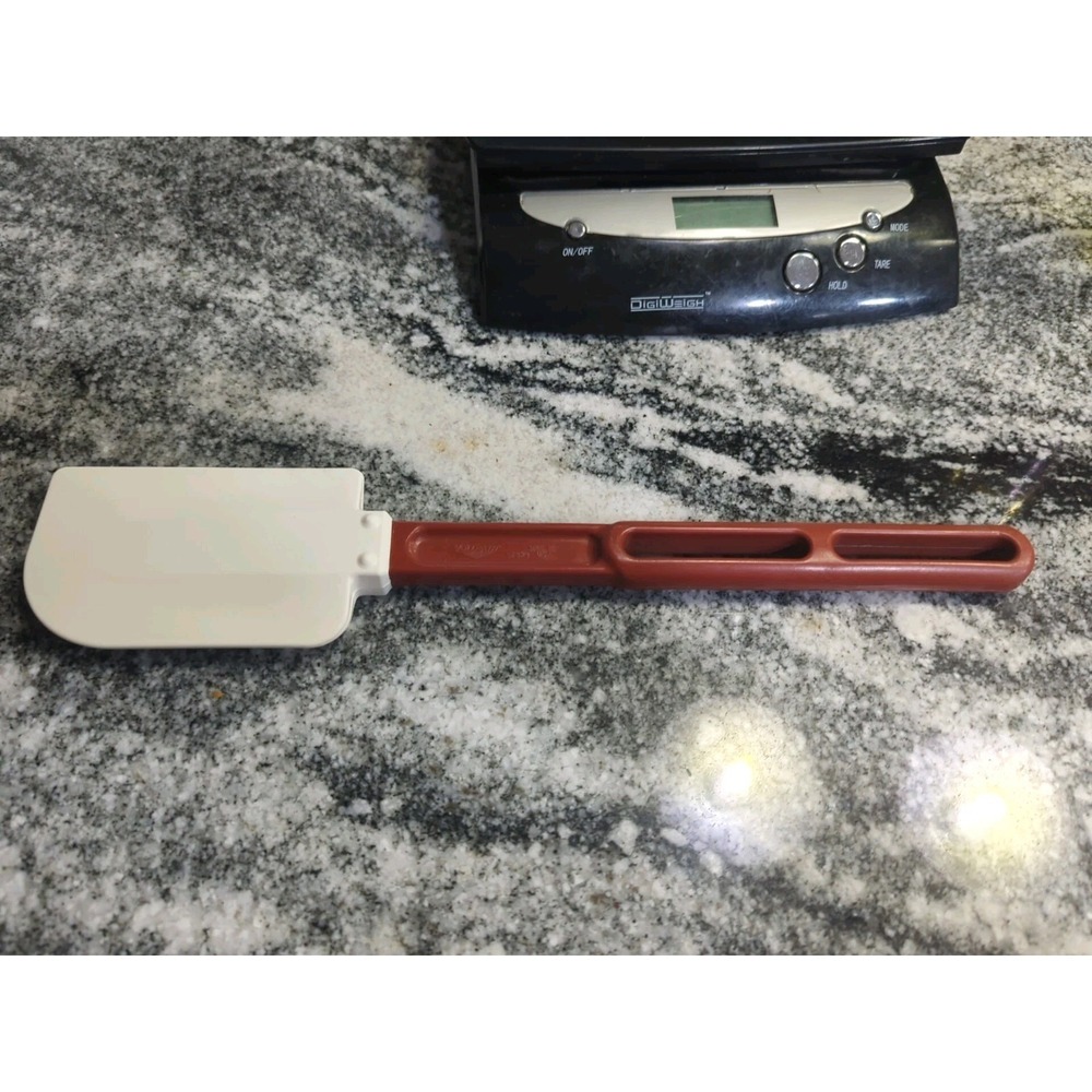 VOLLRATH 52023 Rubber Scraper Spatula High Heat Heavy Duty - 13.5" Made In USA